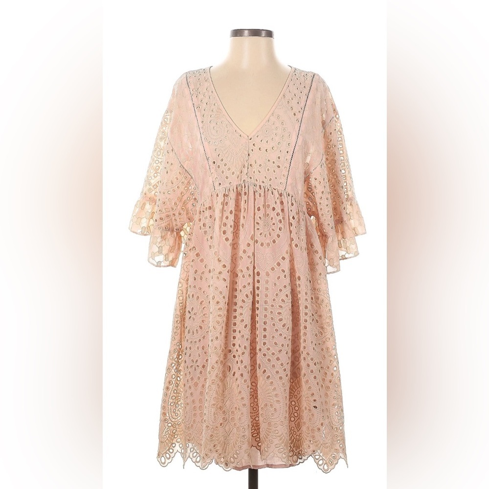 Akemi + Kin Boho Party Cottage Soft Melon Eyelet BabyDoll Bell SLV V-Neck Mini 8